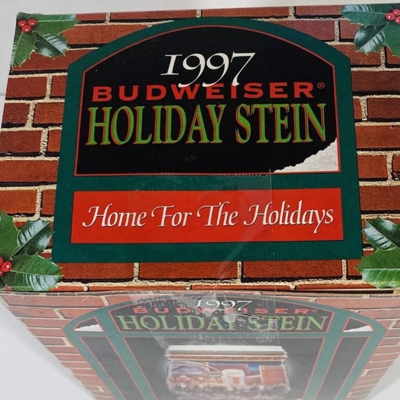 1997 Budweiser Holiday stein - Picture 2 of 15